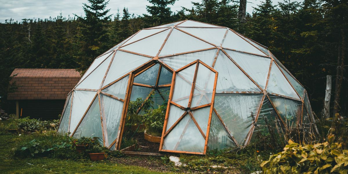 Tenda Dome untuk Berkebun